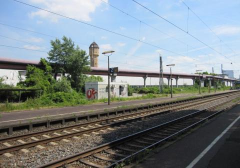 Kreuzung DB-Strecke Mannheim - Rastatt mittels Horizontalspülbohrung
